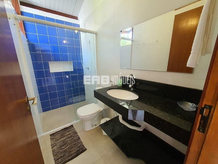 Casa moderna, com piscina, na Praia de Itamambuca