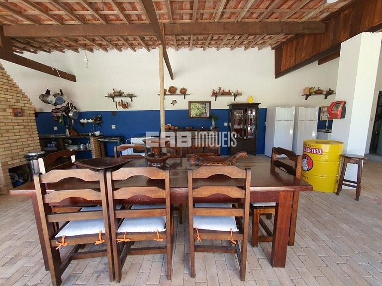 Casa para até 18 pessoas, com 8 dormitórios, na praia de Ita