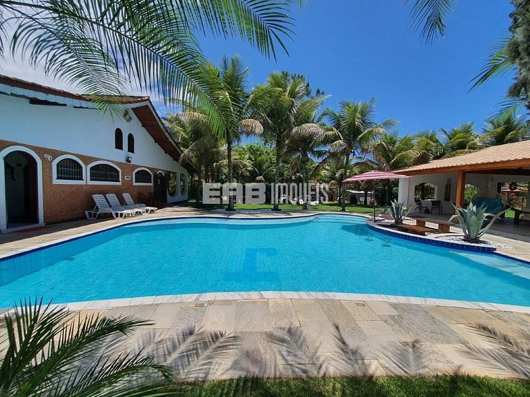 Casa para até 18 pessoas, com 8 dormitórios, na praia de Ita