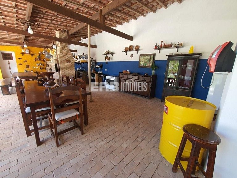 Casa para até 18 pessoas, com 8 dormitórios, na praia de Ita