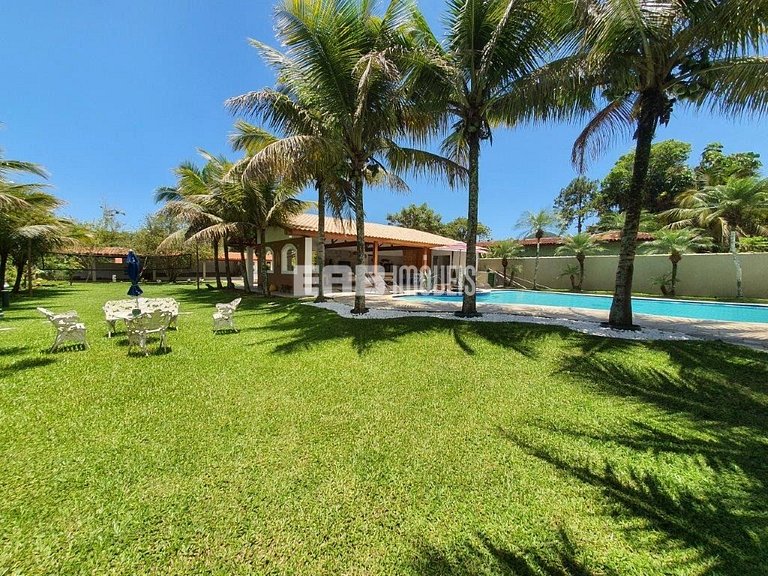 Casa para até 18 pessoas, com 8 dormitórios, na praia de Ita