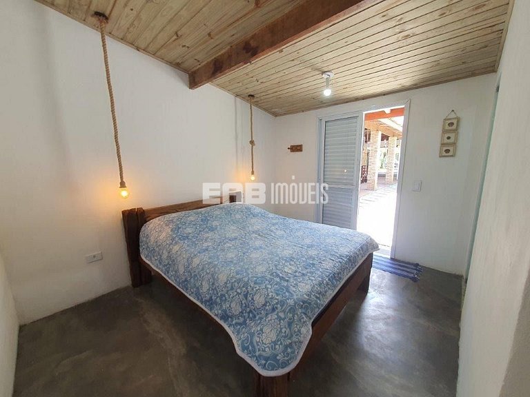 Casa para até 18 pessoas, com 8 dormitórios, na praia de Ita