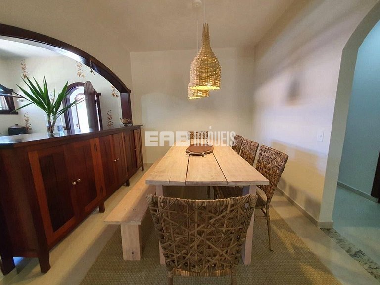 Casa para até 18 pessoas, com 8 dormitórios, na praia de Ita