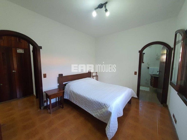 Casa para até 18 pessoas, com 8 dormitórios, na praia de Ita