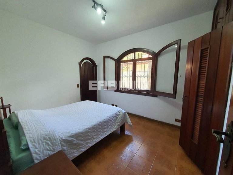 Casa para até 18 pessoas, com 8 dormitórios, na praia de Ita