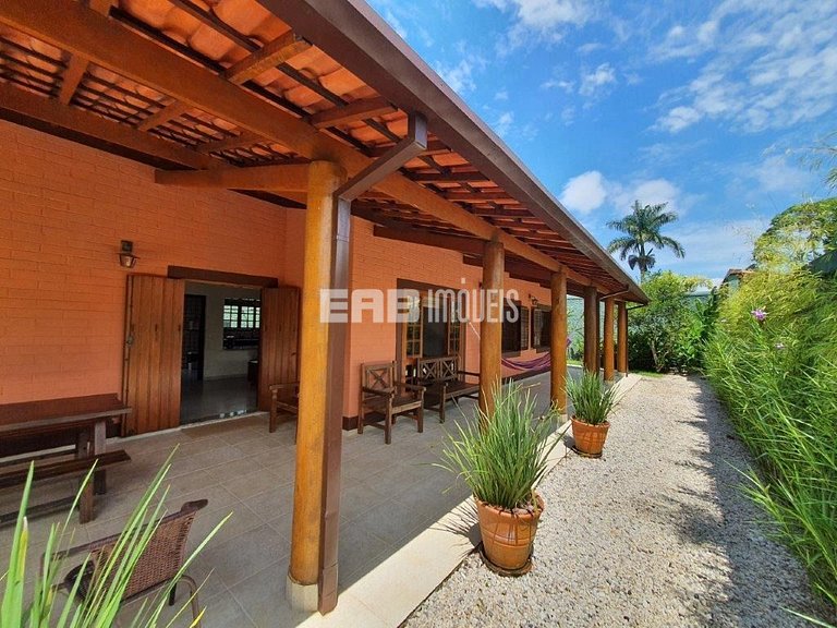 Casa térrea para 6 pessoas em Itamambuca