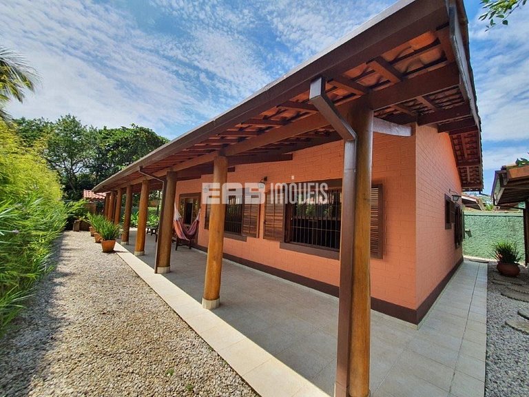 Casa térrea para 6 pessoas em Itamambuca