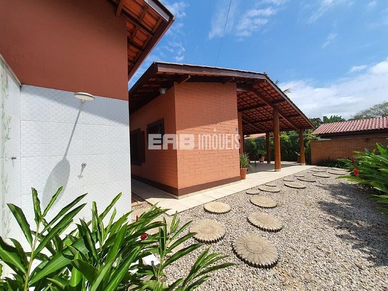 Casa térrea para 6 pessoas em Itamambuca