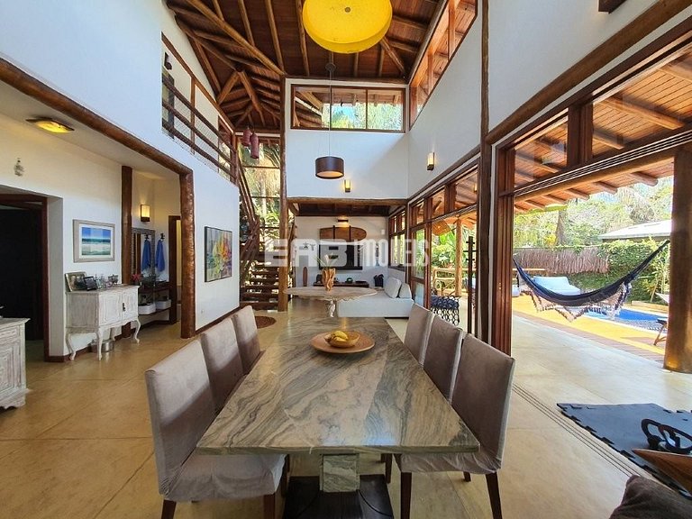 Casa para 8 pessoas a 50m da praia de Itamambuca