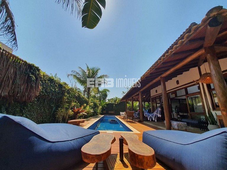 Casa para 8 pessoas a 50m da praia de Itamambuca