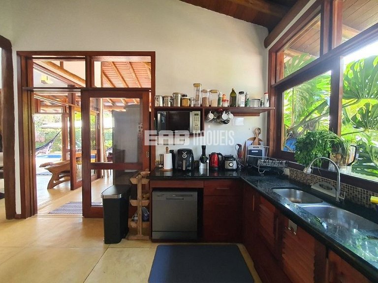 Casa para 8 pessoas a 50m da praia de Itamambuca