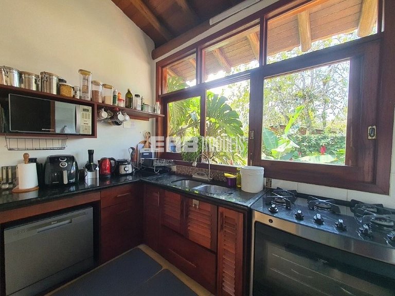 Casa para 8 pessoas a 50m da praia de Itamambuca