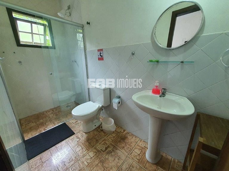 Casa com 8 suítes na Praia de Itamambuca, Ubatuba