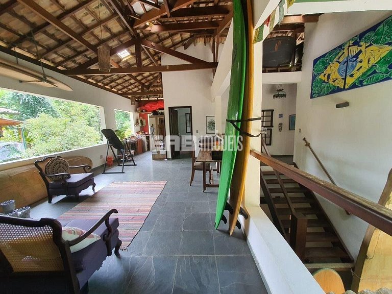 Casa com 8 suítes na Praia de Itamambuca, Ubatuba