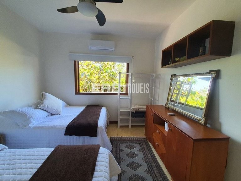 Casa para 8 pessoas a 50m da praia de Itamambuca