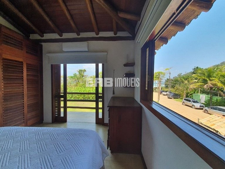 Casa para 8 pessoas a 50m da praia de Itamambuca