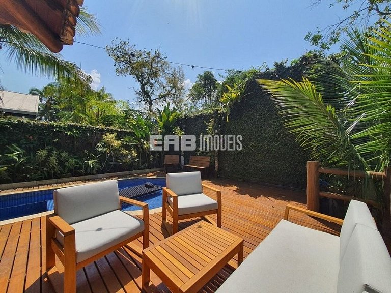 Casa para 8 pessoas a 50m da praia de Itamambuca