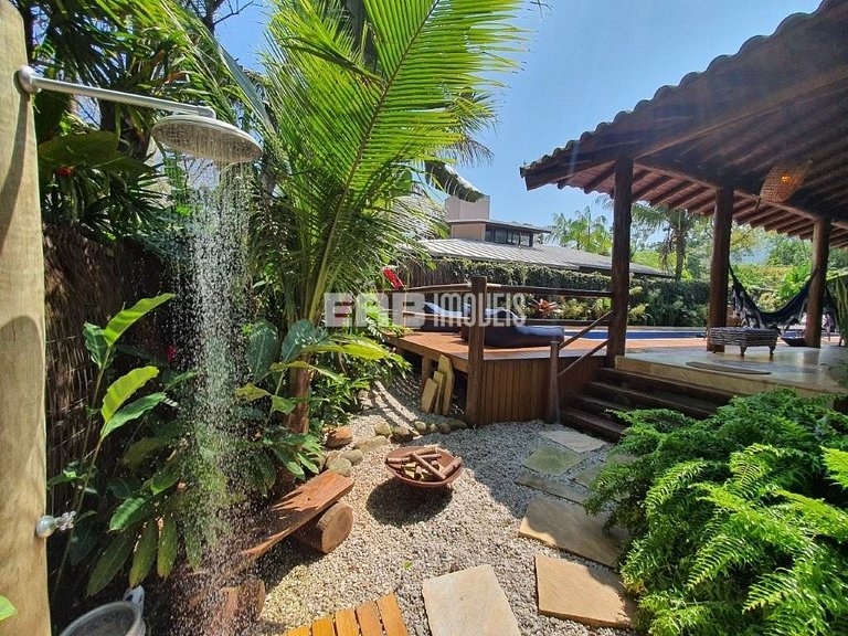 Casa para 8 pessoas a 50m da praia de Itamambuca