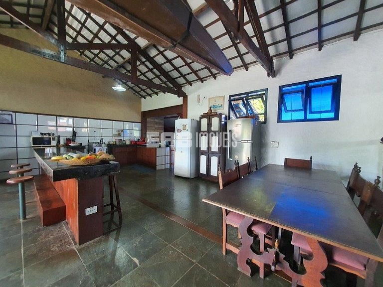 A poucos metros da linda praia de Itamambuca em Ubatuba