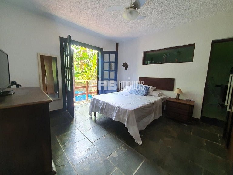 A poucos metros da linda praia de Itamambuca em Ubatuba