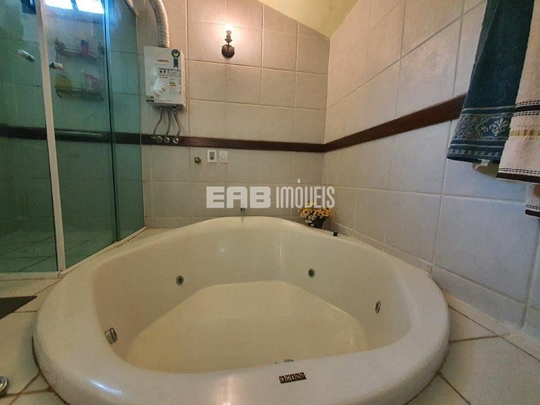 A poucos metros da linda praia de Itamambuca em Ubatuba