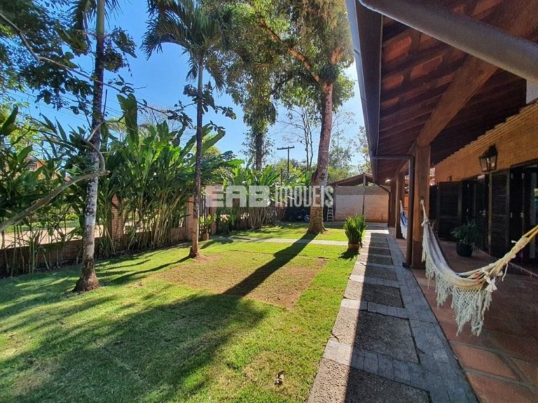 Casa a poucos passos da praia de Itamambuca