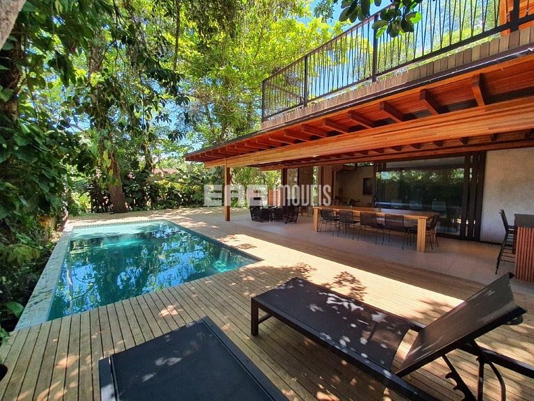 Casa de praia, com 5 suítes, ar e piscina