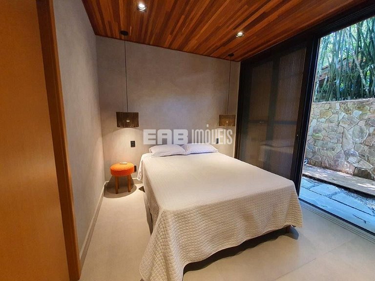 Casa de praia, com 5 suítes, ar e piscina