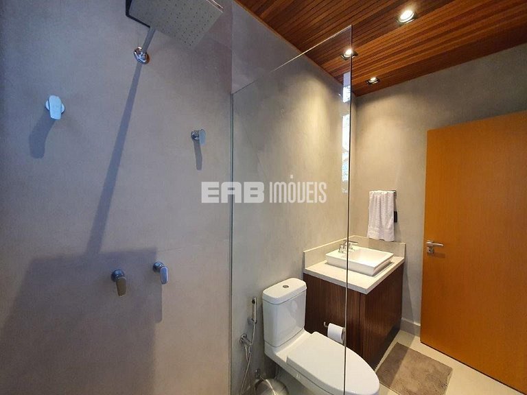 Casa de praia, com 5 suítes, ar e piscina