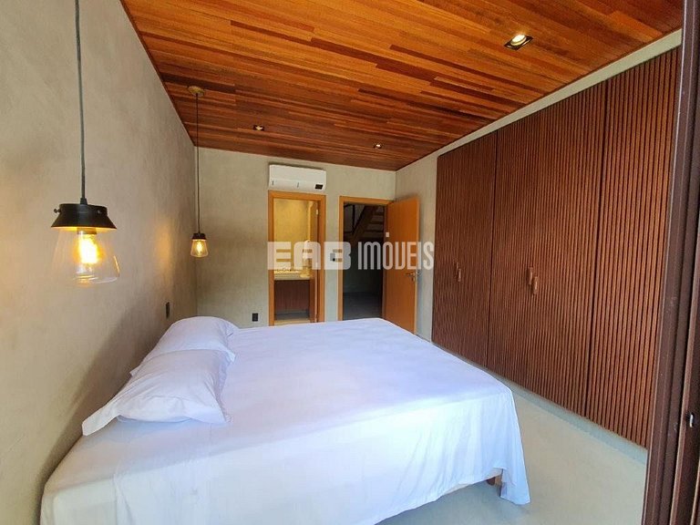 Casa de praia, com 5 suítes, ar e piscina