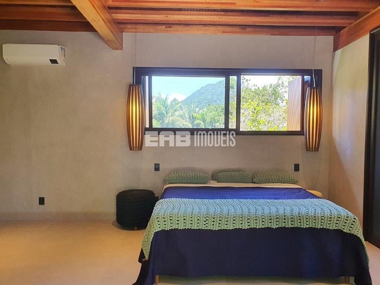 Casa de praia, com 5 suítes, ar e piscina