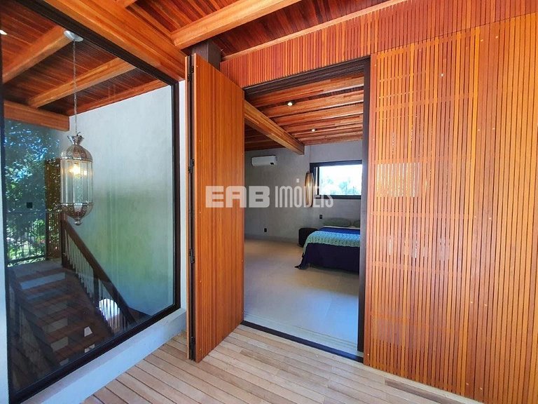 Casa de praia, com 5 suítes, ar e piscina