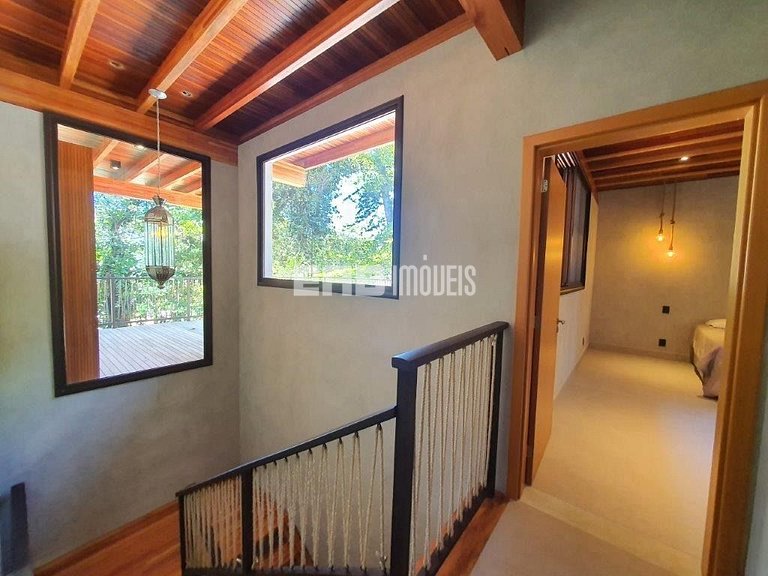 Casa de praia, com 5 suítes, ar e piscina