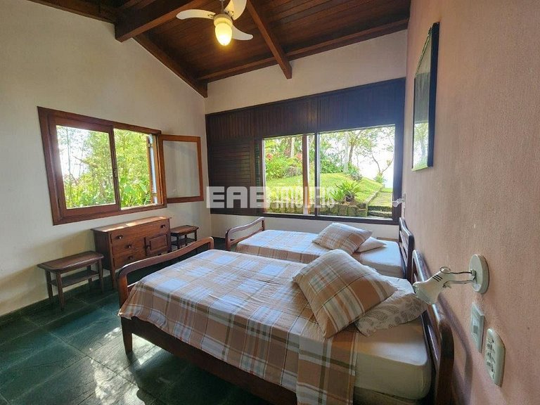 Casa na Praia do Félix com uma vista espetacular