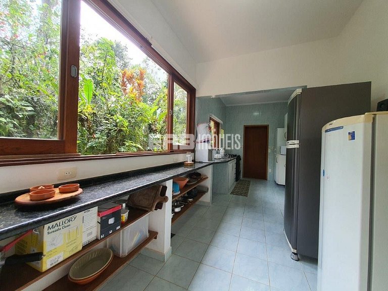 Casa com piscina na praia de Itamambuca, para 10 pessoas