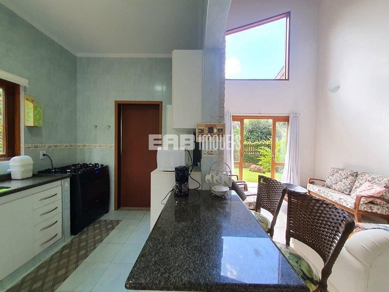 Casa com piscina na praia de Itamambuca, para 10 pessoas