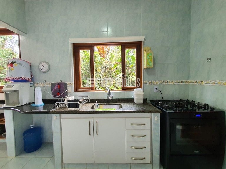 Casa com piscina na praia de Itamambuca, para 10 pessoas