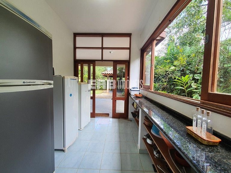 Casa com piscina na praia de Itamambuca, para 10 pessoas