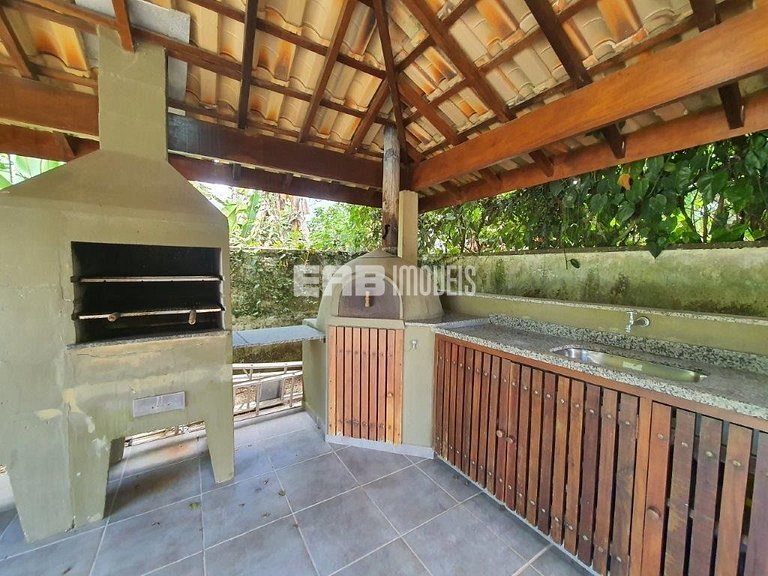 Casa com piscina na praia de Itamambuca, para 10 pessoas