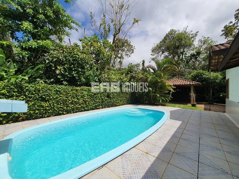 Casa com piscina na praia de Itamambuca, para 10 pessoas