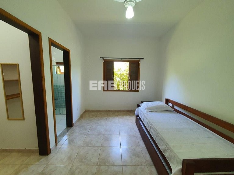 Casa com piscina na praia de Itamambuca, para 10 pessoas