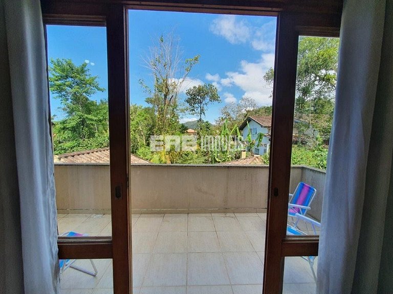 Casa com piscina na praia de Itamambuca, para 10 pessoas