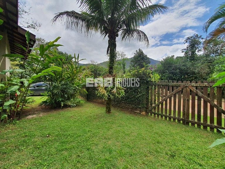 Casa com piscina na praia de Itamambuca, para 10 pessoas