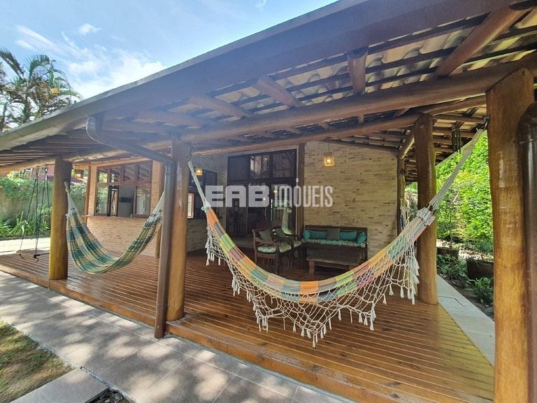 Linda casa para locação em Itamambuca, famosa praia de Ubatu