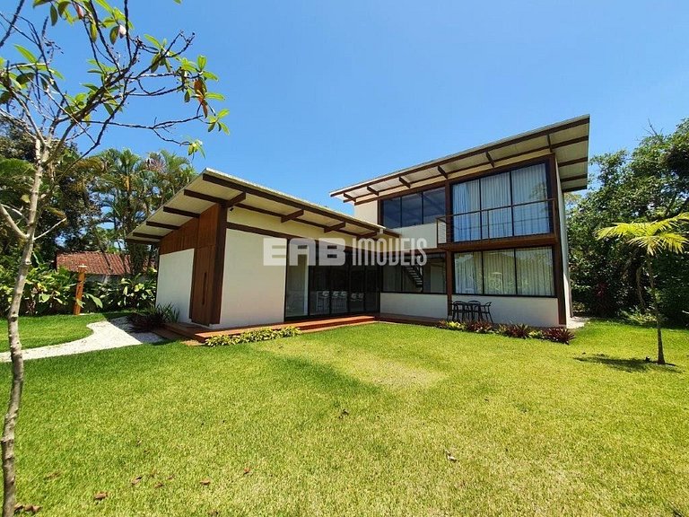 Casa moderna a 180m da praia de Itamambuca, Ubatuba