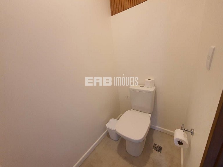 Casa moderna a 180m da praia de Itamambuca, Ubatuba