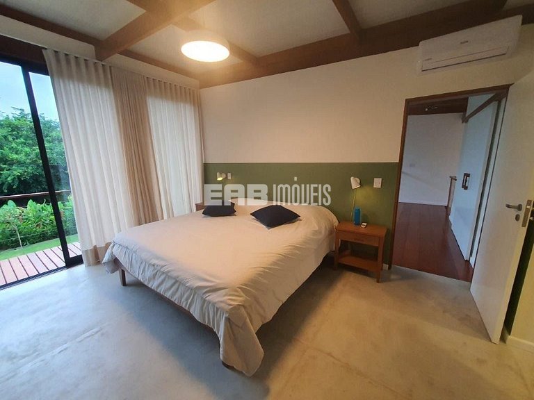 Casa moderna a 180m da praia de Itamambuca, Ubatuba