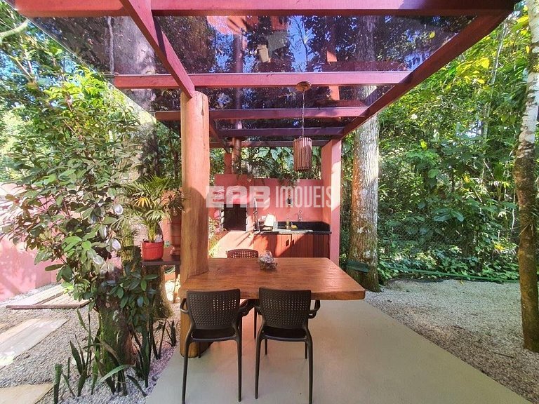 Casa em Itamambuca, com piscina e sauna seca