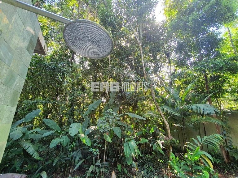 Casa em Itamambuca, com piscina e sauna seca