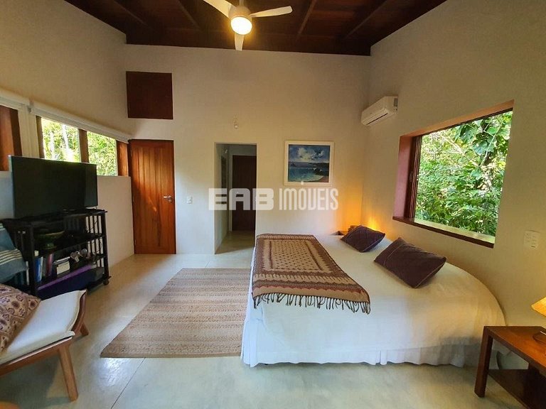 Casa em Itamambuca, com piscina e sauna seca